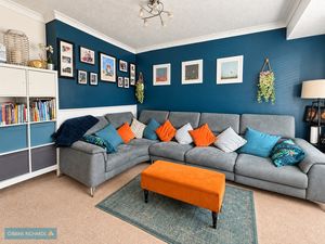 Sitting Room- click for photo gallery